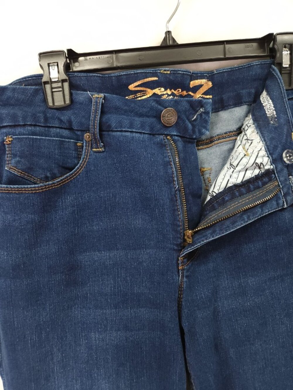 Seven7 Tummyless Bootcut Jeans Womens Size 12 (32x26) Slimming Raw Hem Denim - Picture 10 of 13